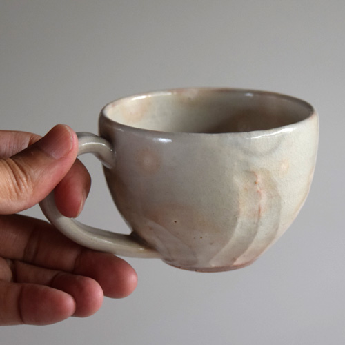 カップ(粉引)