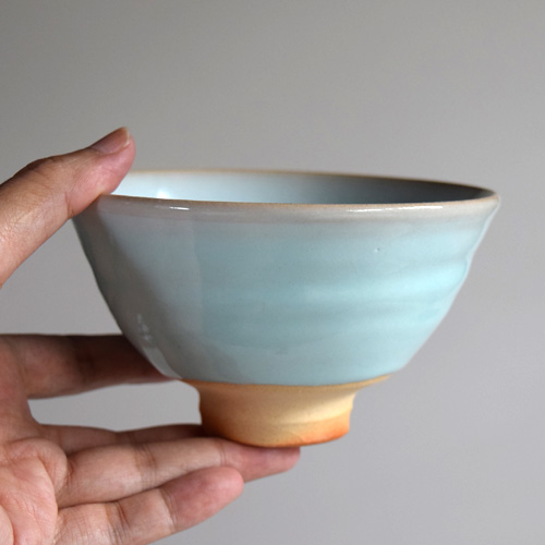 淡青釉茶碗